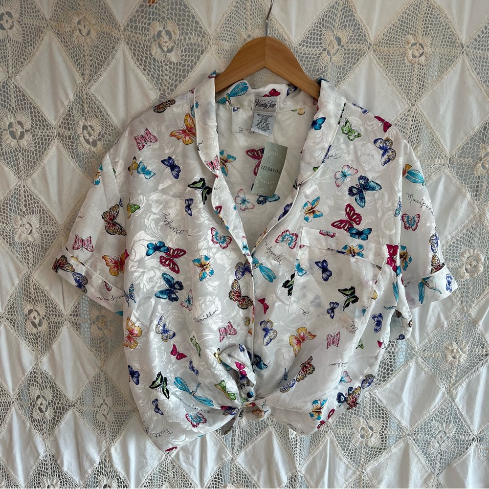 Vintage White Silky Butterfly Short Sleeve Blouse  by Vanity Fair / M/L